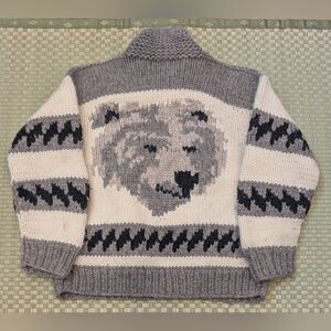 AWESOME One of a Kind Cowichan Wool Sweater Bear Pattern Size M/L